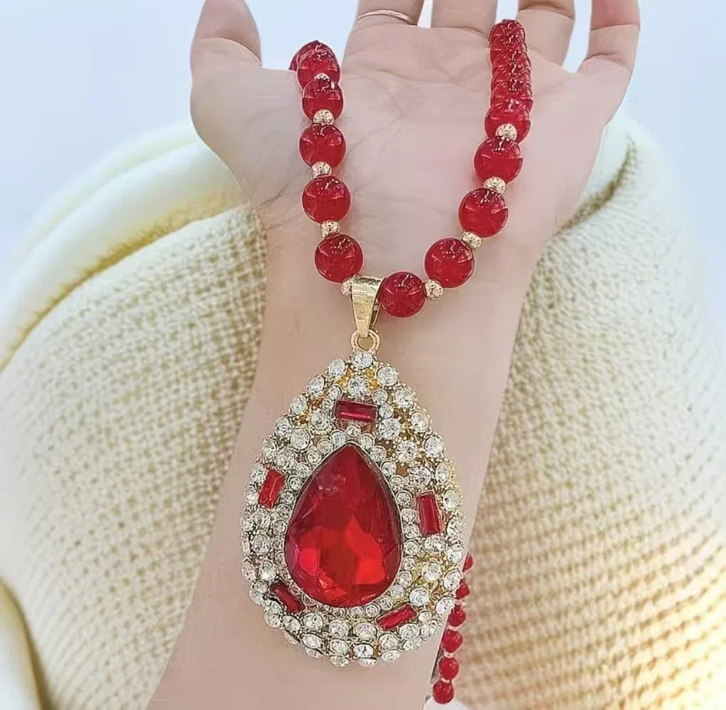 Charming Water Drop Crystal Pendant Necklace - Beautiful and Elegant Pendant - Red Leaf Forest